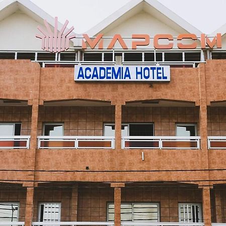 Academia Hôtel Lomé Extérieur photo